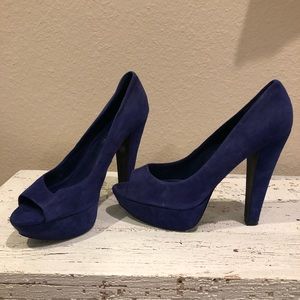 Size 38 Aldo suede heels